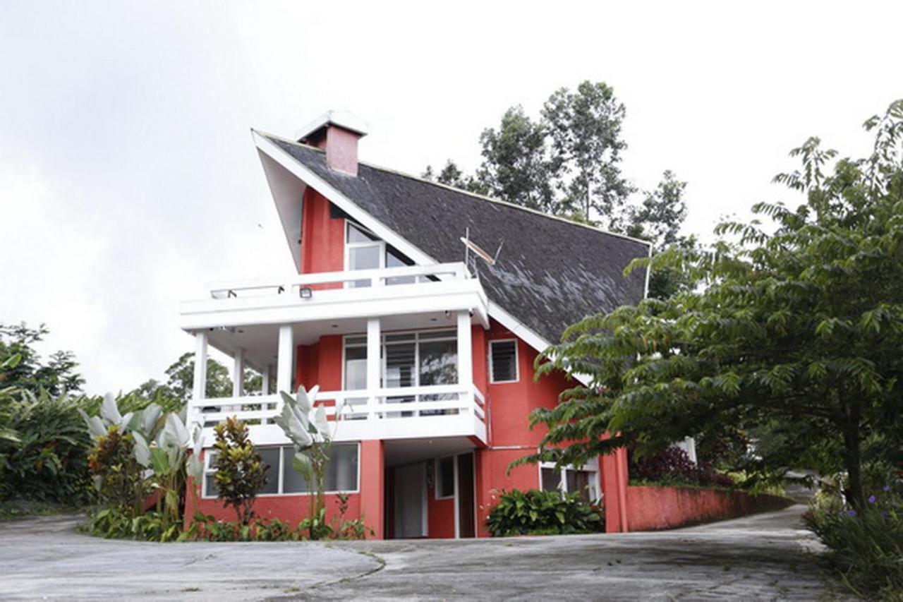 Villa Alam Indah By Anrha Bogor Bagian luar foto